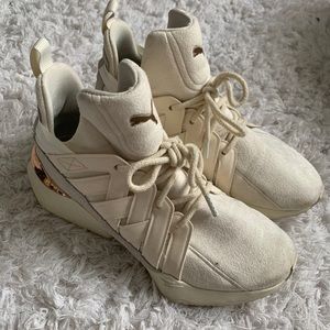 Puma Sneakers - Rose Gold & Suede